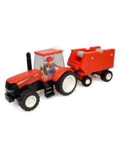 Case IH z zestawem prasy - klocki