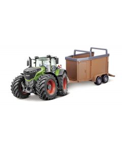 Fendt 1050 Vario z przyczepą do bydła