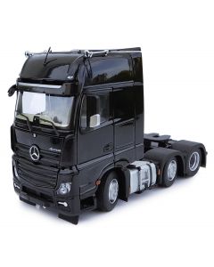 Mercedes-Benz Actros GigaSpace 6x2 czarny