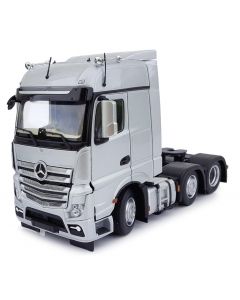 Mercedes-Benz Actros BigSpace 6 x 2 srebrny