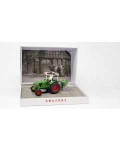 Deutz D 6005 z rozsiewaczem Amazone