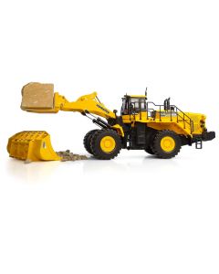 Komatsu WA600-8