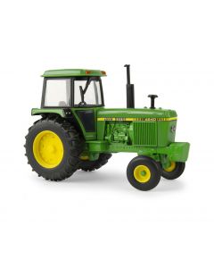 John Deere 4240 2WD