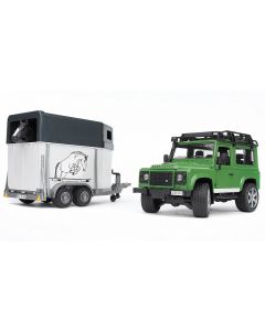 Land Rover z przyczepką dla koni