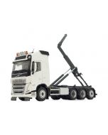 Ciągnik siodłowy Volvo FH5 Lkw z hakowcem w kolorze białym firmy MarGe Models w skali 1:32